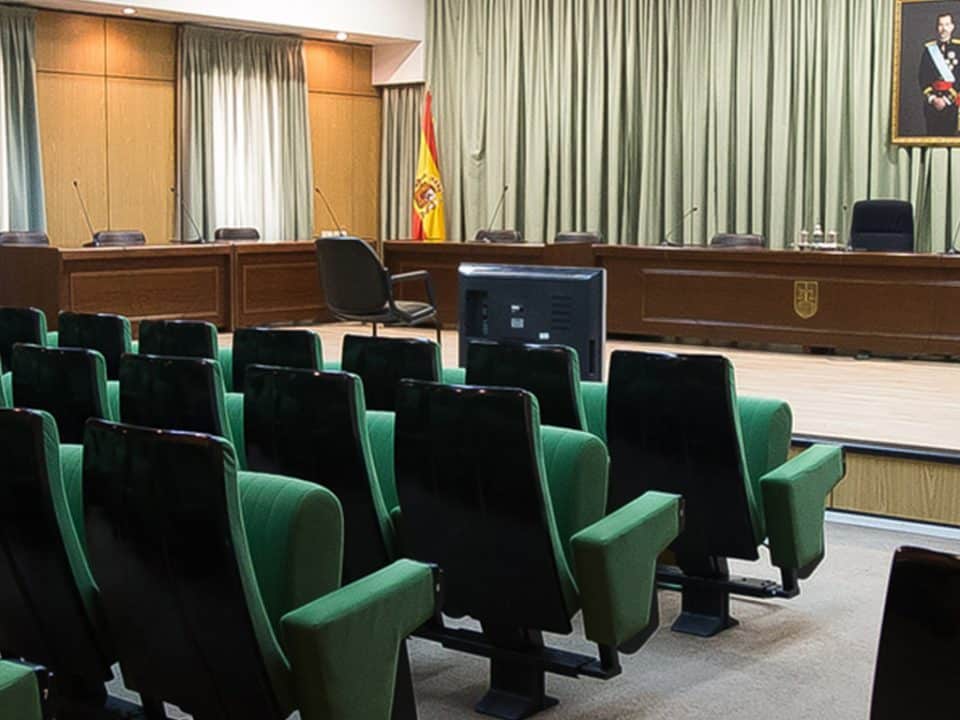 El tribunal supremo condena a tres militares y a un empresario por adjudicar contratos a cambio de comisiones destacada